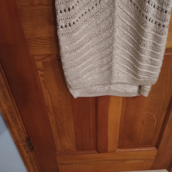 White House Black Market Tunic - Picture 5 of 6